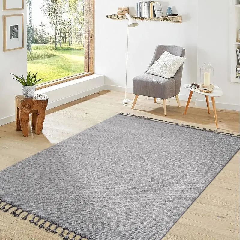 5x7 White/Grey Indoor/Outdoor