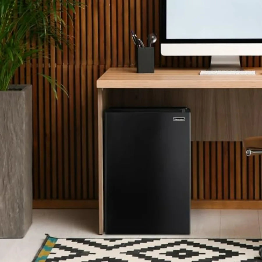 4.4 CF Fridge Black No Freezer