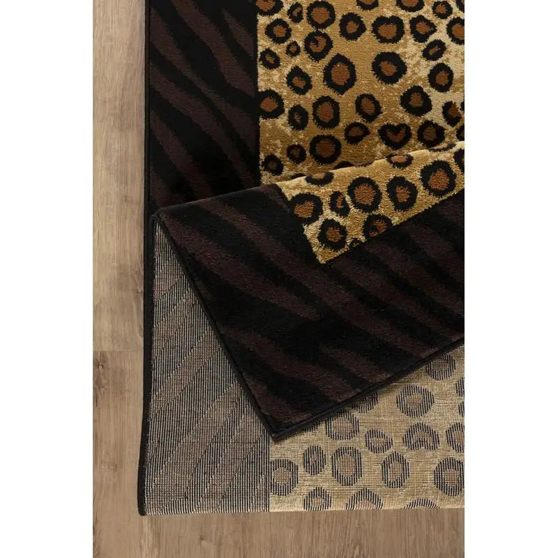Animal Print Area Rug 2' 7: x 7'3"