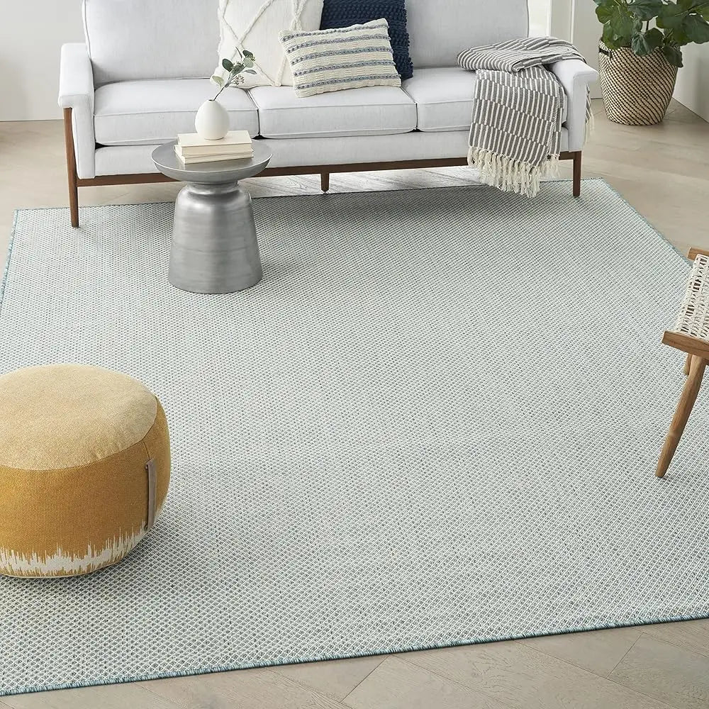 Indoor/Outdoor Ivory Aqua 7' X 10'