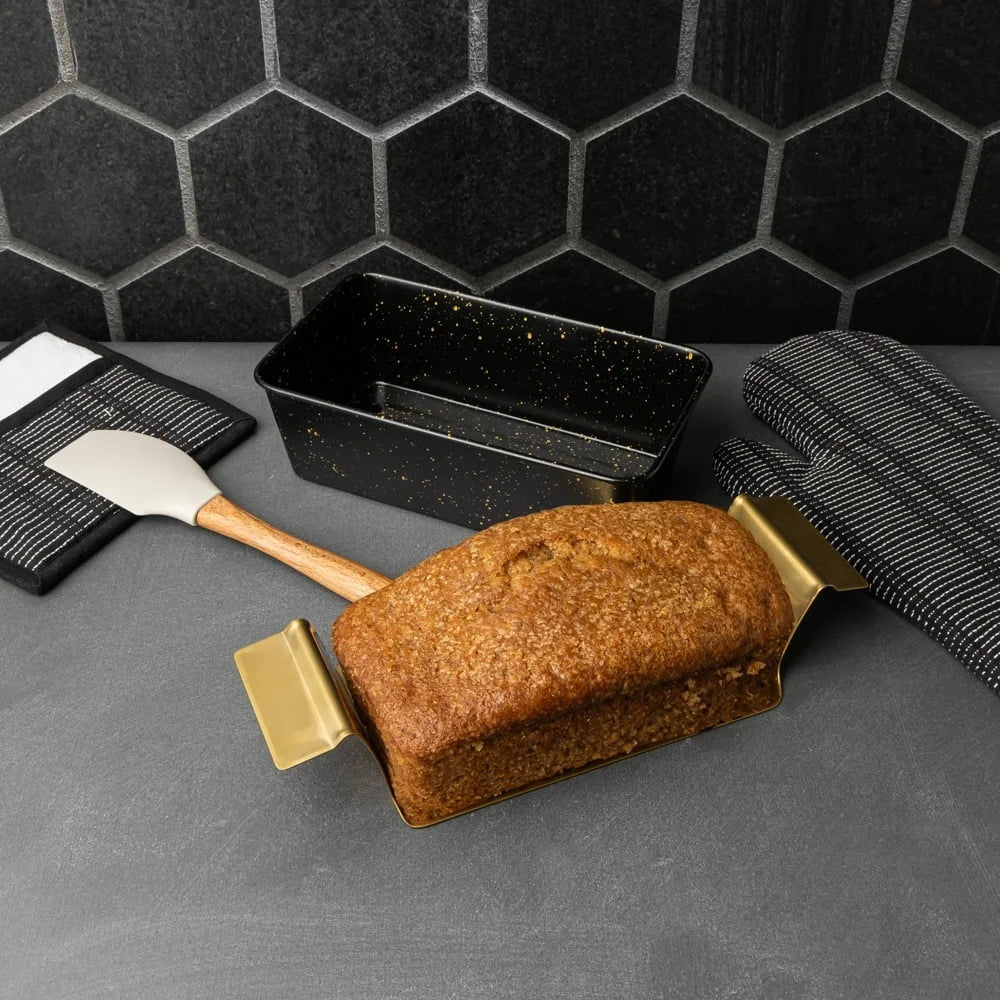 Non-Stick Loaf Pan W/Stainless Trivet