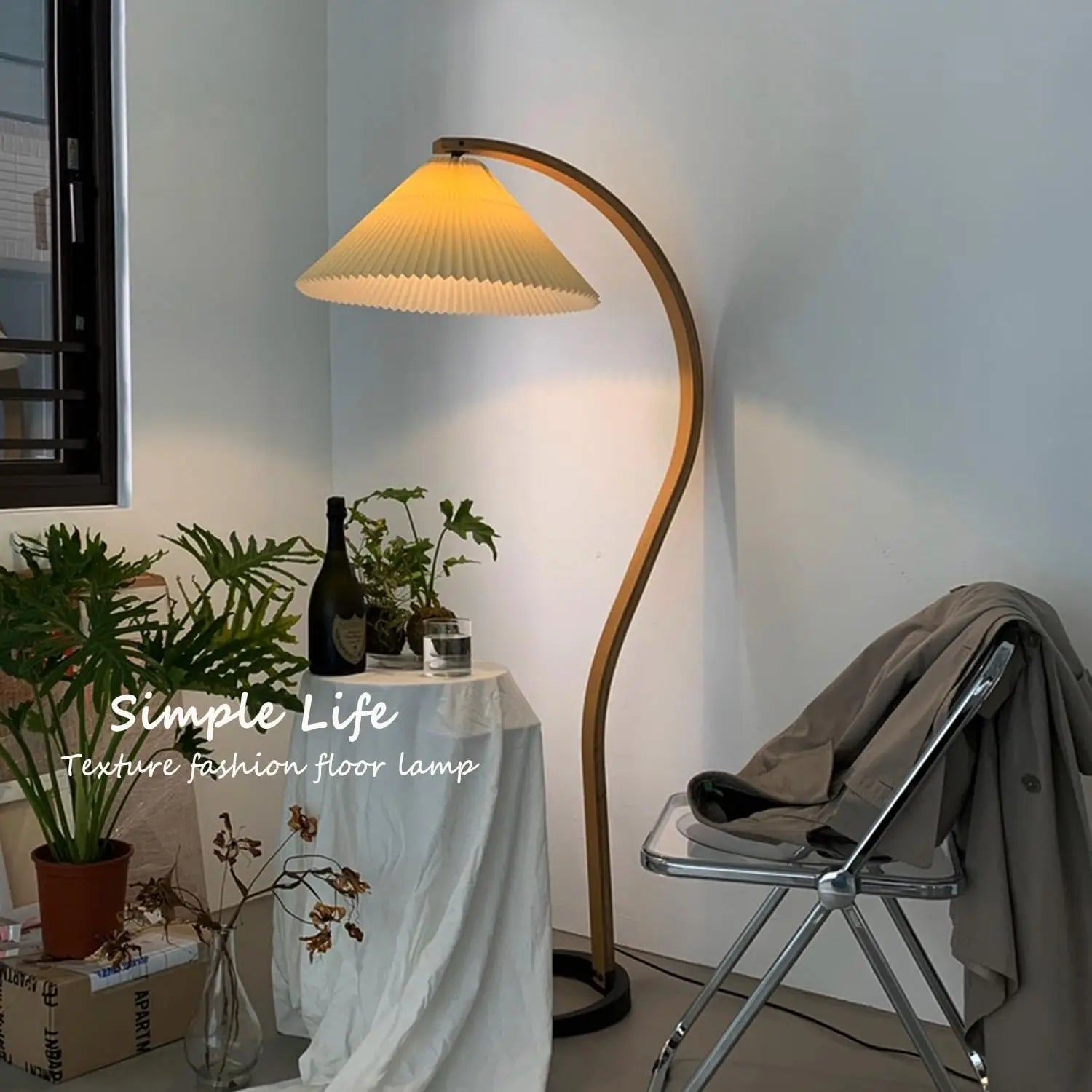 Vintage 59" Arched LED Lamp