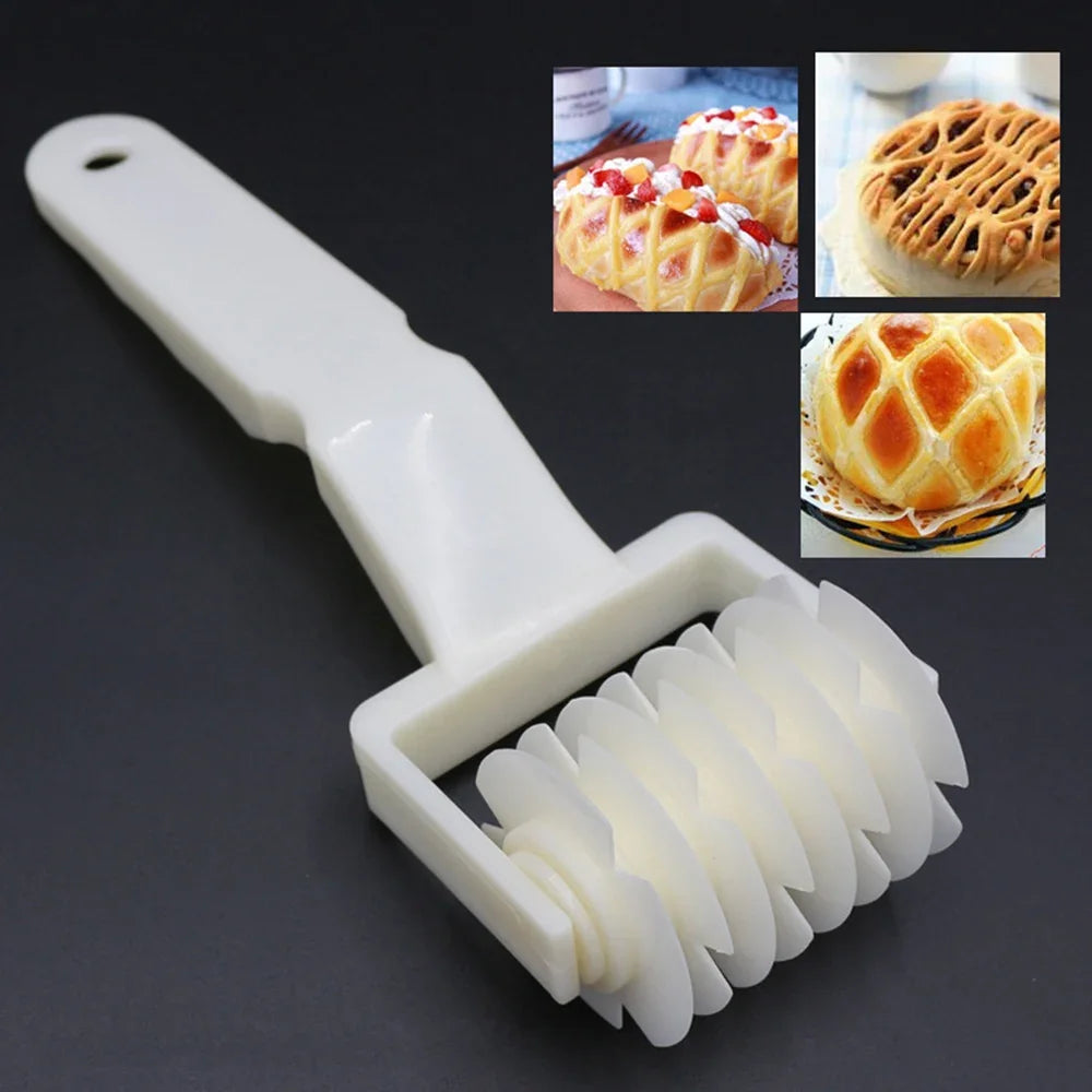 Plastic Pastry Pizza Lattice Roller Cutter