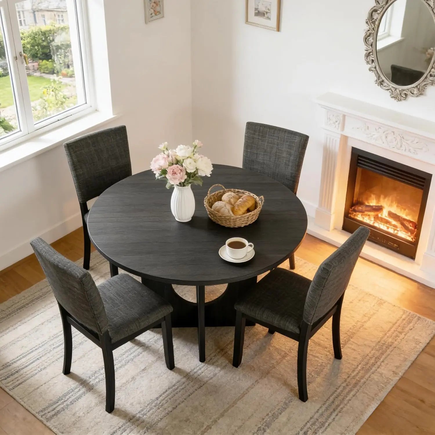 Round Table w/4 Upholstered