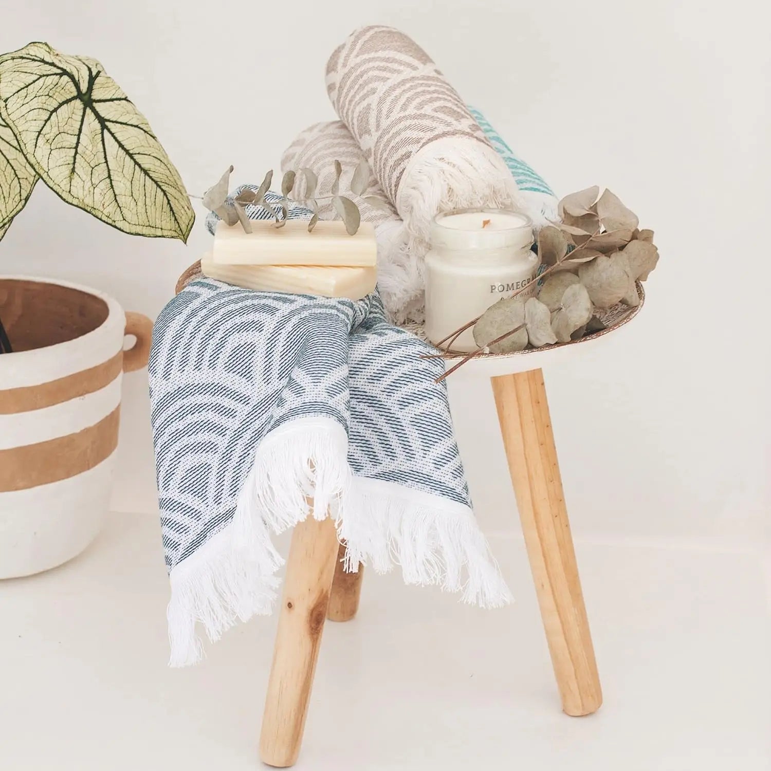 2 100% Cotton Turkish Hand Towels