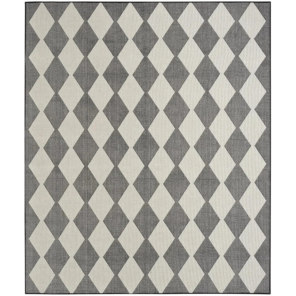 Diamond pattern Indoor/Outdoor 6' X 9'