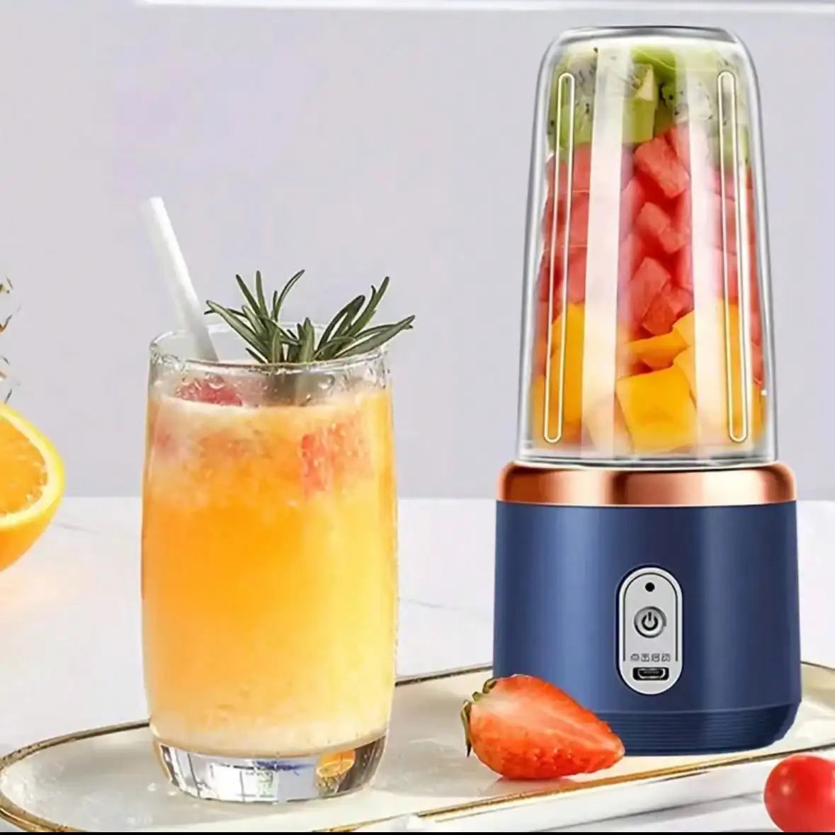 Compact Travel Smoothie Blender: Rechargeable