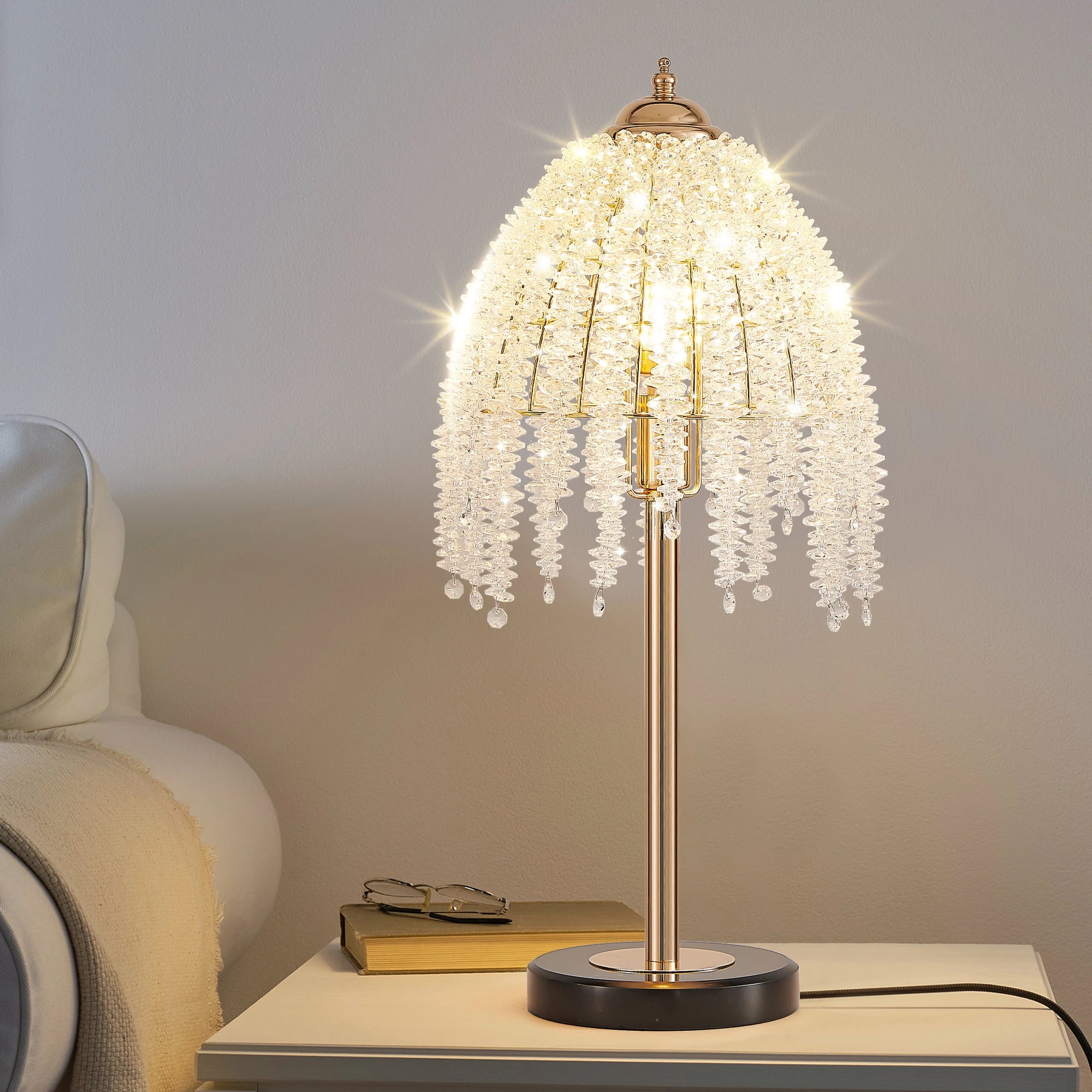 Elegant Vintage Crystal  Lamp