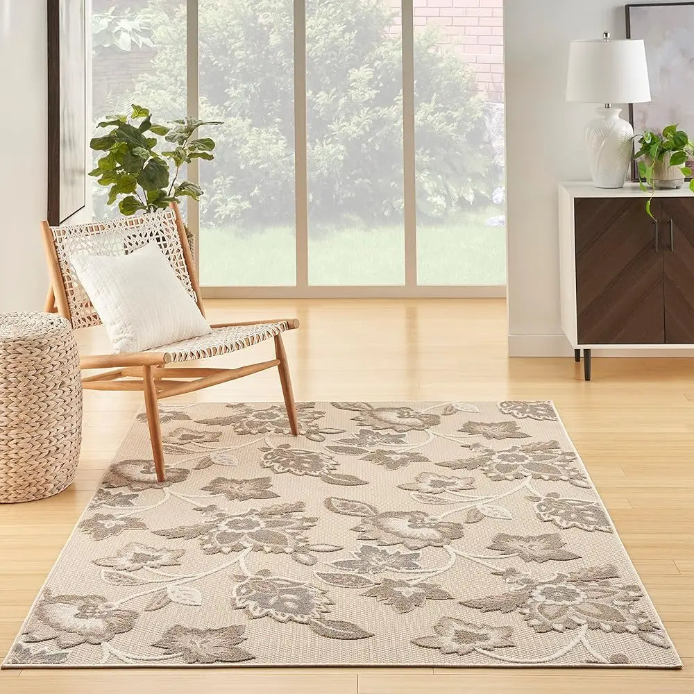 Indoor/Outdoor Beige 5'3"" X 7'5""