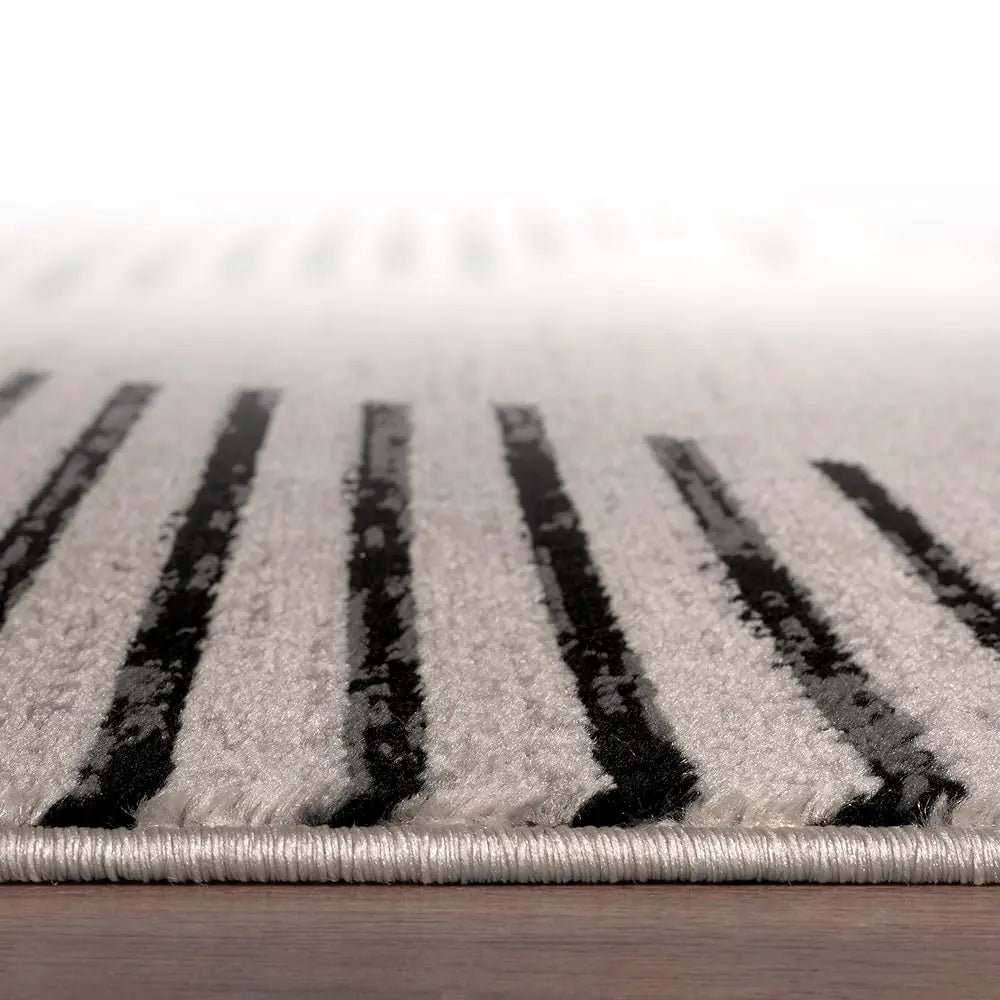 5x7 Bohemian Stripe Cream/Black