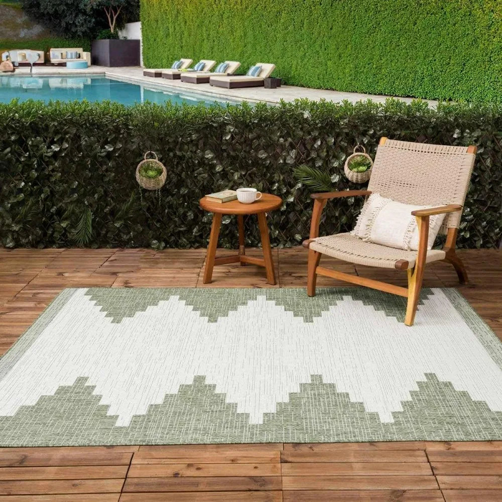 Outdoor Waterproof Geometric Green/Cream/Gray
