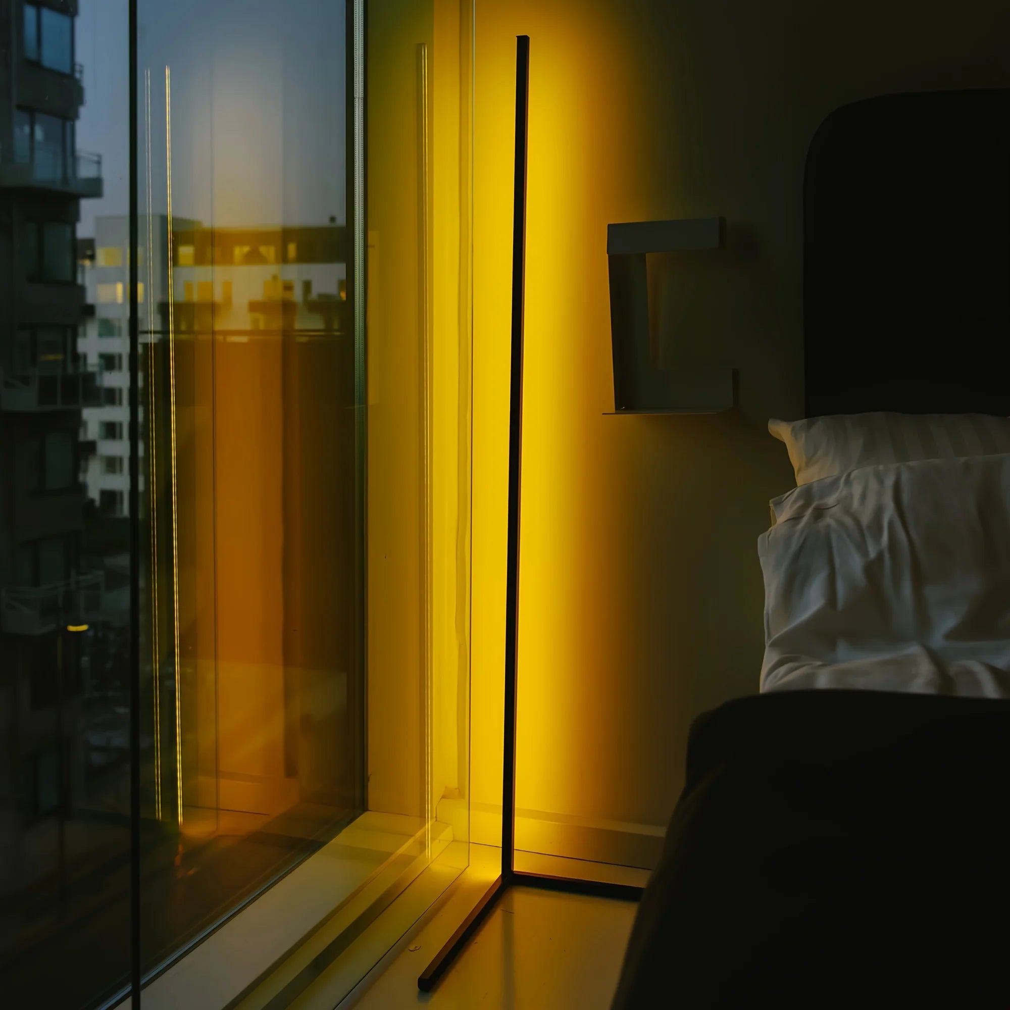 60" Corner LED Lamp