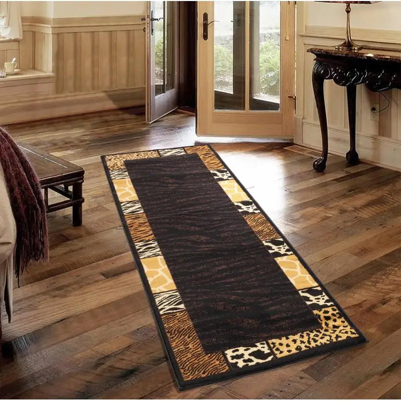 2'7"x7'3" Animal Print /Black