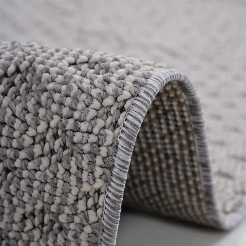 5x7 White/Grey Indoor/Outdoor