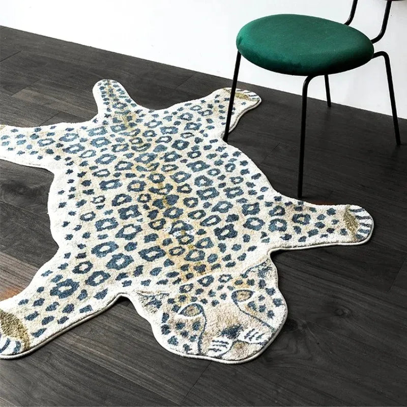 22x17 " Wild Leopard Pattern Color Contrast